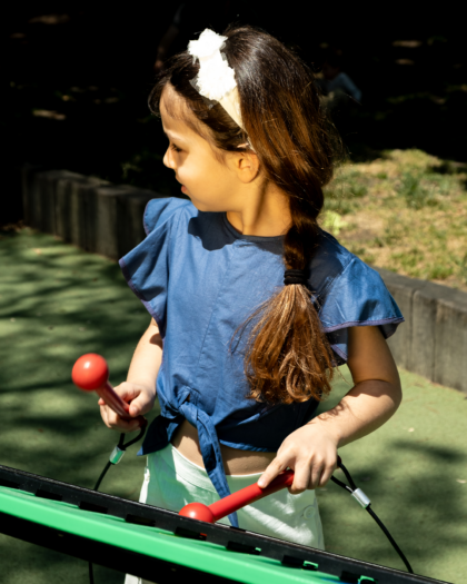 Kız Çocuk Kol ve Bel Detaylı Bluz