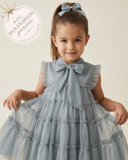 Kız Çocuk Kol Detaylı Toka Hediyeli Mavi Astarlı Şifon Elbise