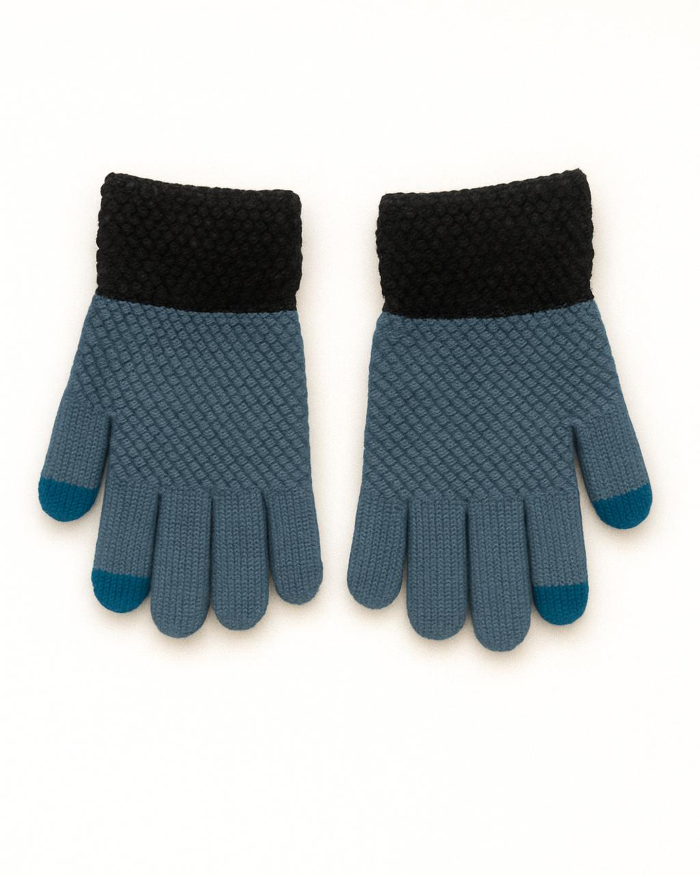 Boy’s Blue Patterned Gloves – Ages 4–7