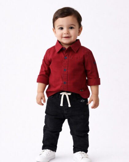 Erkek Çocuk Kırmızı Gömlek ve Siyah Jean Pantolon Takımı